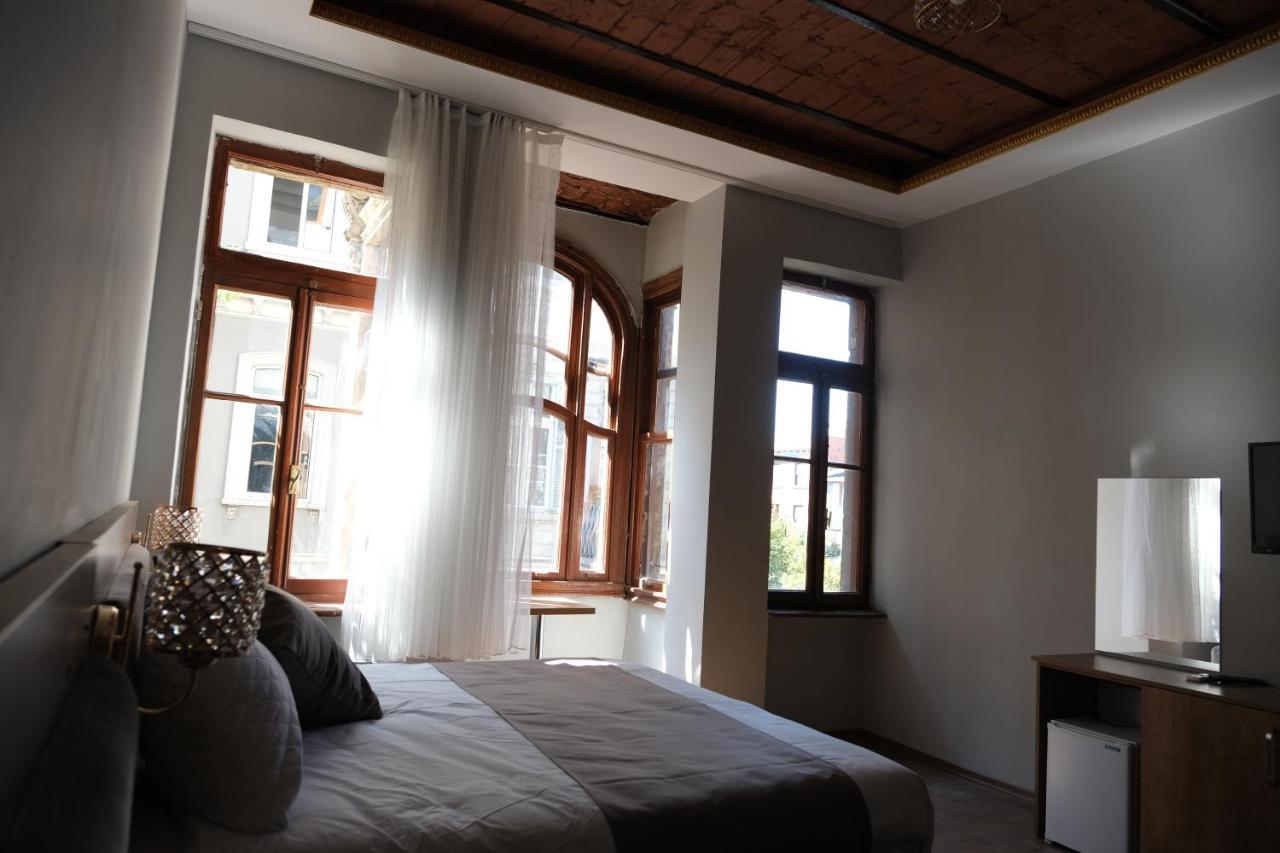 Adamantides Hotel イスタンブール エクステリア 写真