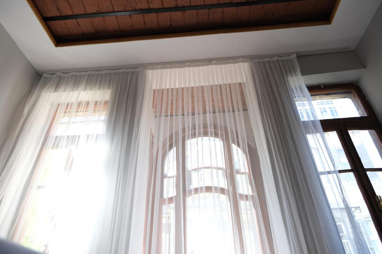 Adamantides Hotel イスタンブール エクステリア 写真