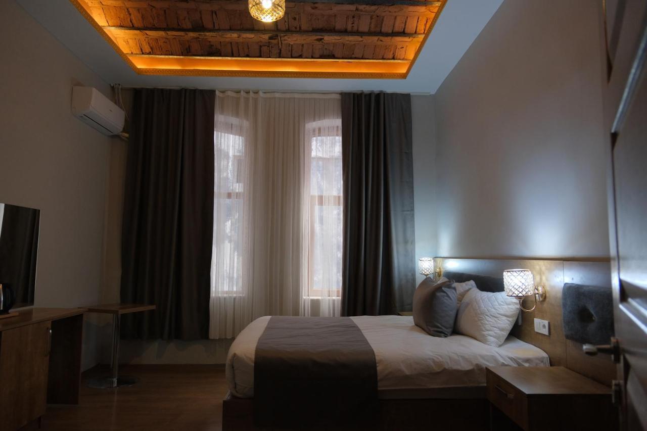 Adamantides Hotel イスタンブール エクステリア 写真