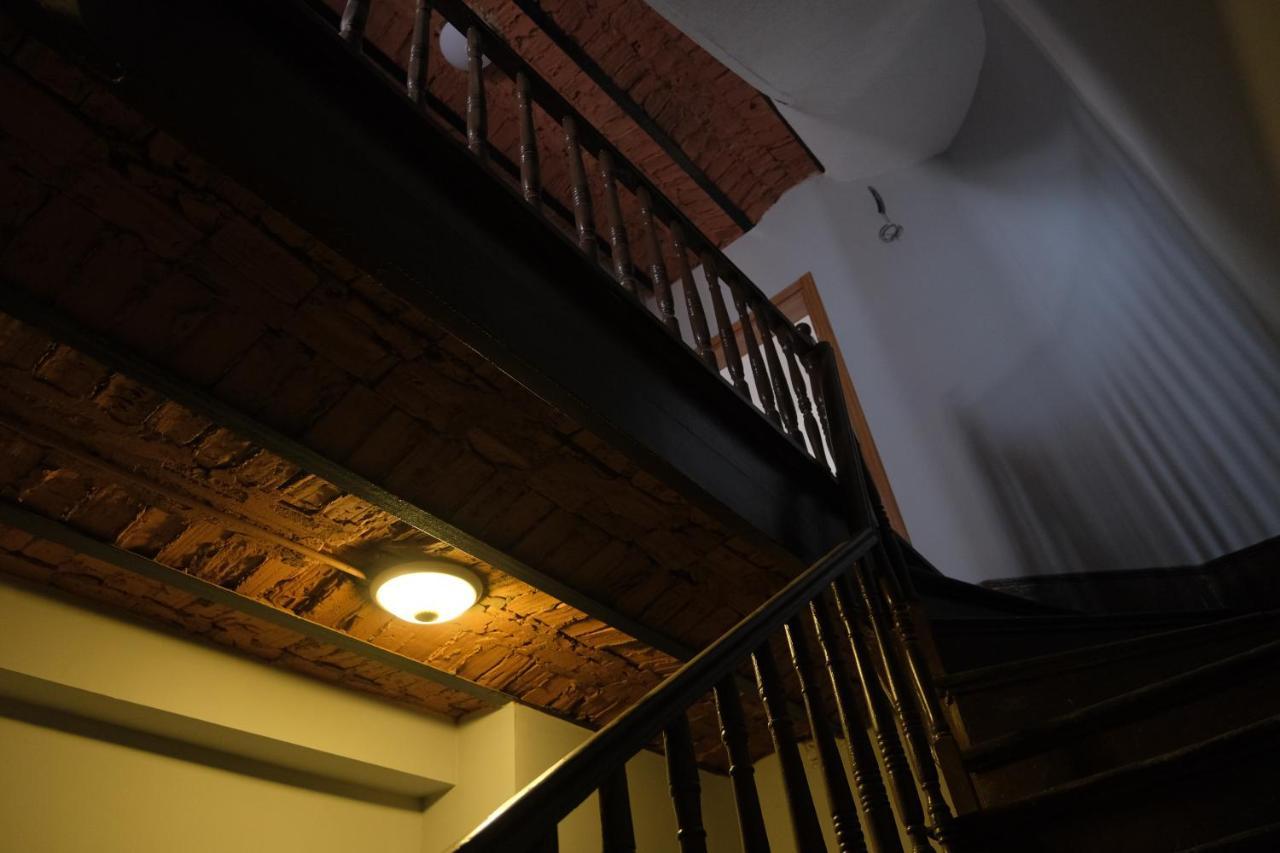 Adamantides Hotel イスタンブール エクステリア 写真