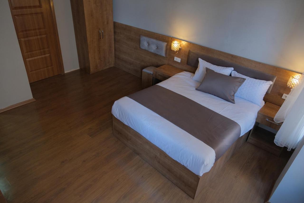 Adamantides Hotel イスタンブール エクステリア 写真