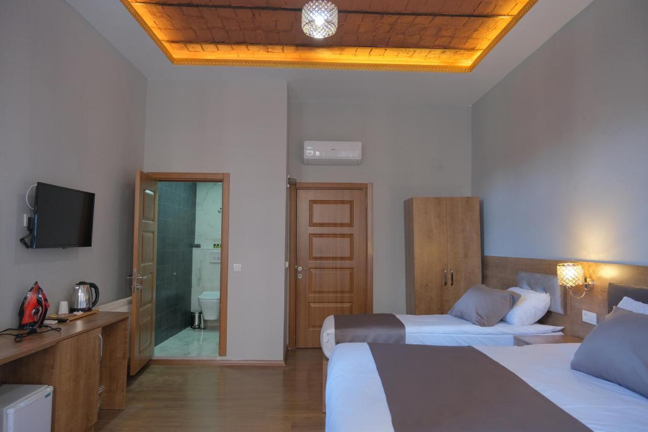Adamantides Hotel イスタンブール エクステリア 写真